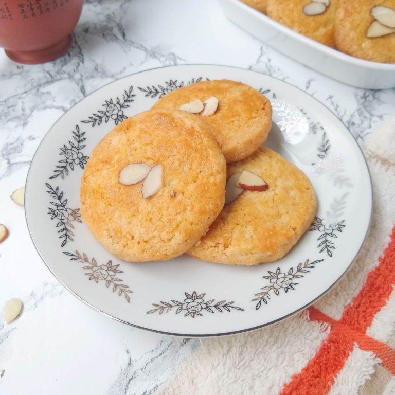 Chinese Almond Cookies